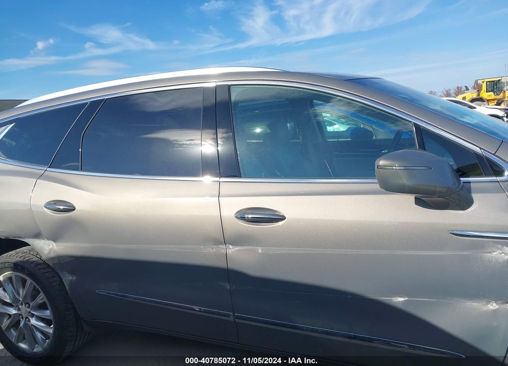 2018 BUICK ENCLAVE PREMIUM VIN: 5GAEVBKW8JJ137768