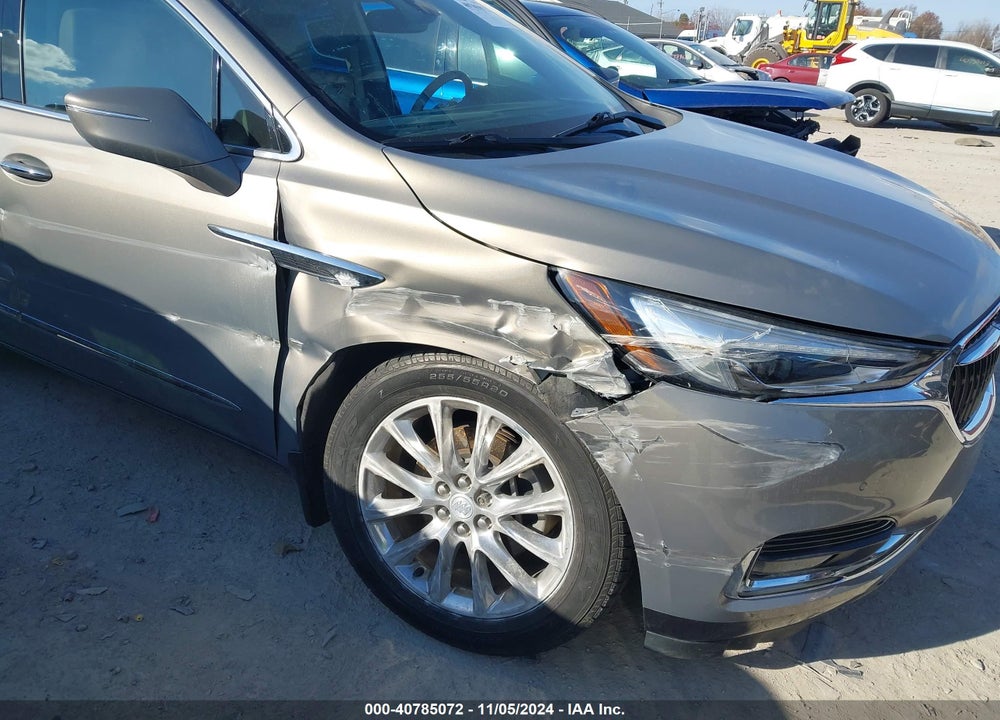 2018 BUICK ENCLAVE PREMIUM VIN: 5GAEVBKW8JJ137768