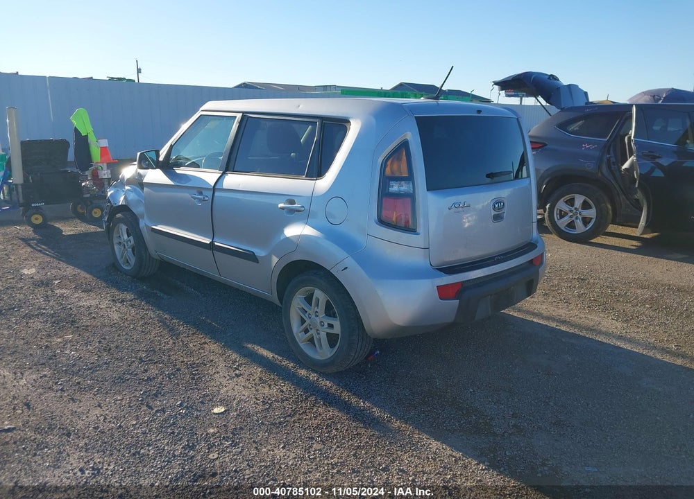 2011 KIA SOUL VIN: KNDJT2A28B7294023