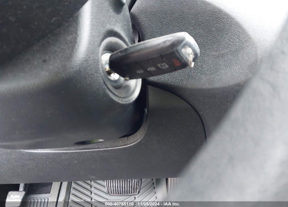 2018 KIA SORENTO 2.4L L VIN: 5XYPG4A38JG403634
