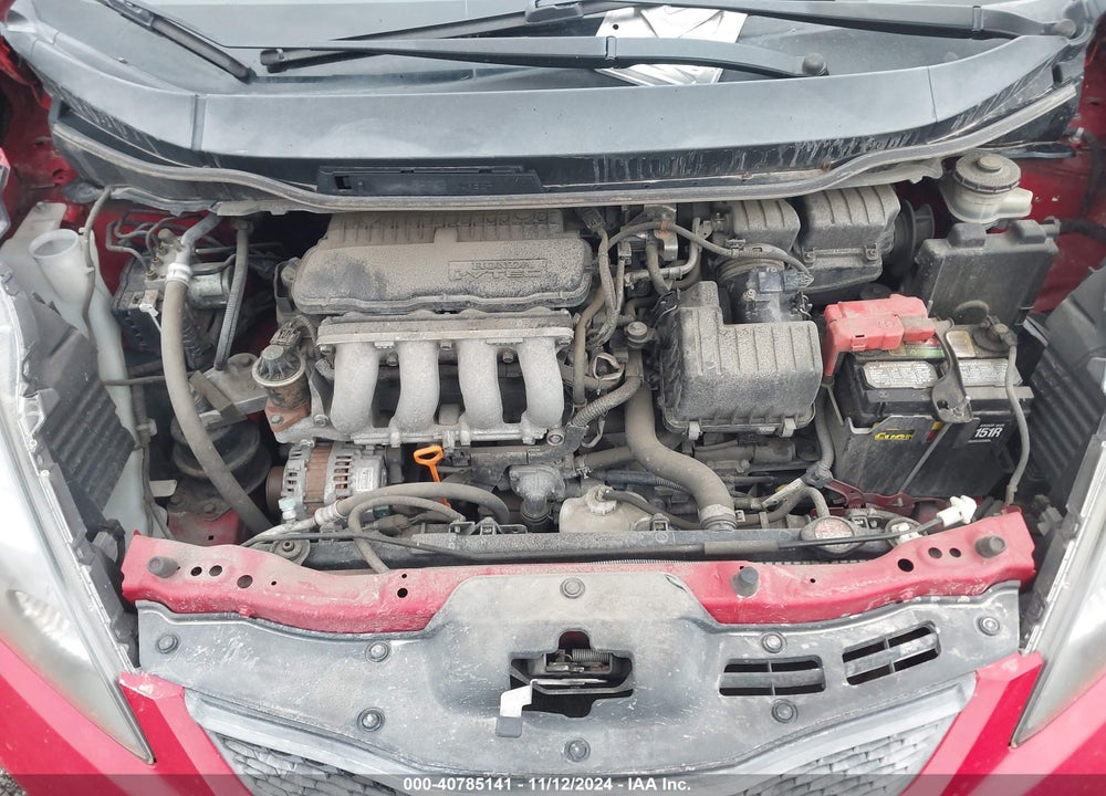 2013 HONDA FIT VIN: JHMGE8H35DC004822
