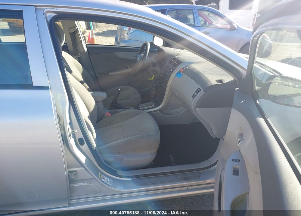 2010 TOYOTA COROLLA LE VIN: 1NXBU4EE8AZ351382