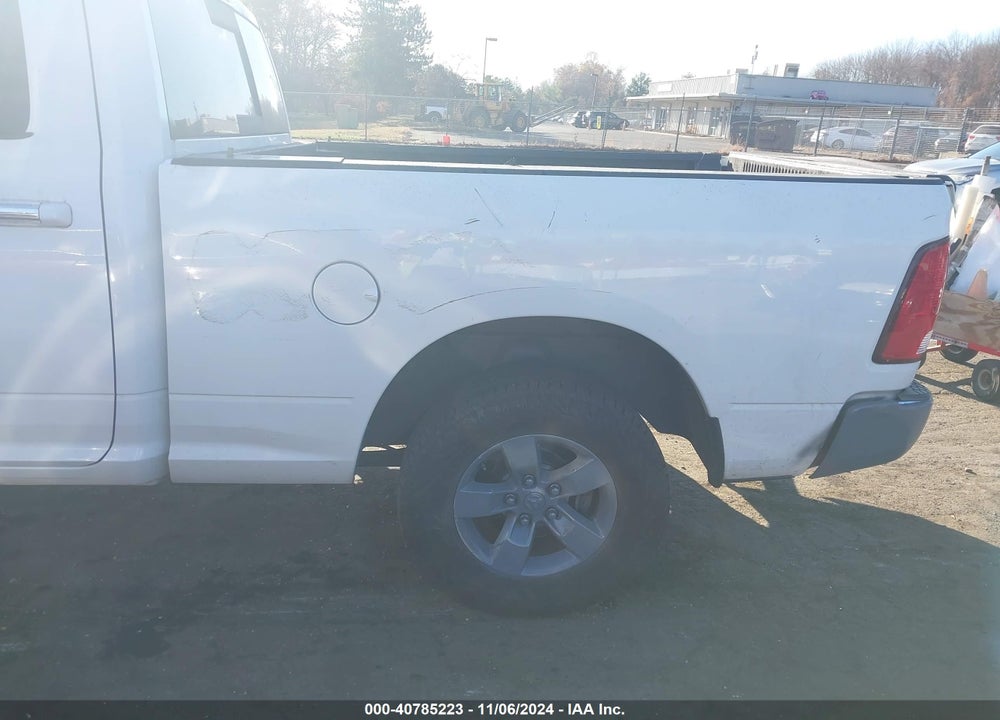2017 RAM 1500 SLT 4X4 6'4 BOX VIN: 1C6RR7TT2HS784684