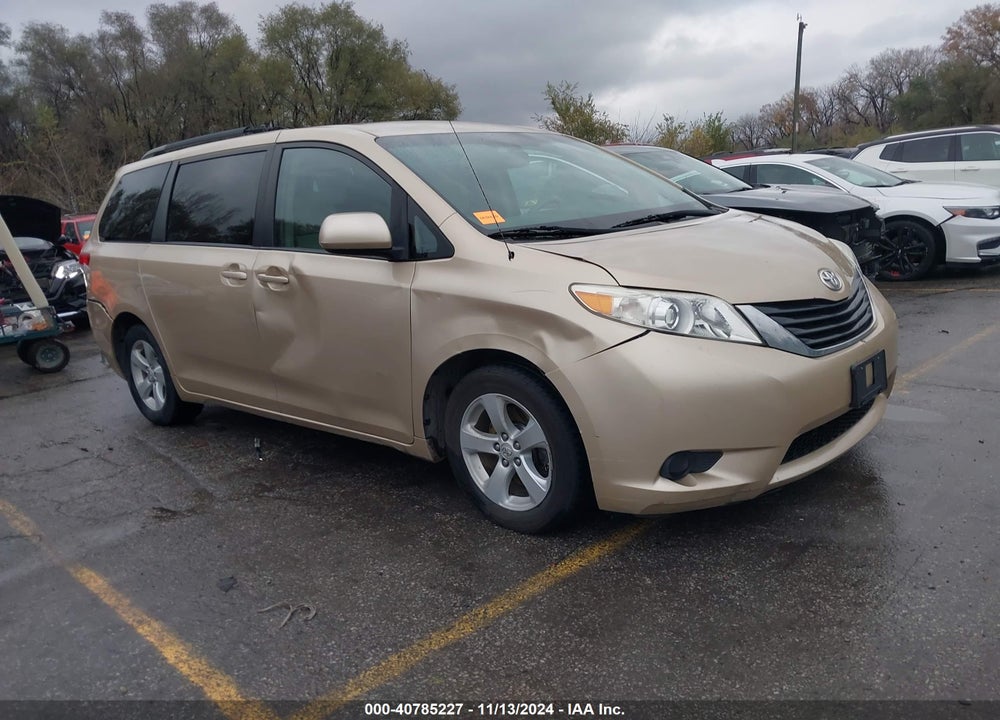 2011 TOYOTA SIENNA LE V6 VIN: 5TDKK3DC8BS061377