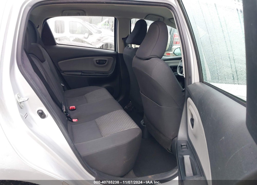 2015 TOYOTA YARIS L VIN: VNKKTUD30FA025387