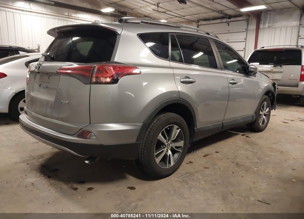 2017 TOYOTA RAV4 XLE VIN: 2T3WFREV5HW394510