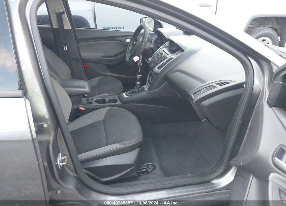 2014 FORD FOCUS SE VIN: 1FADP3K27EL420914