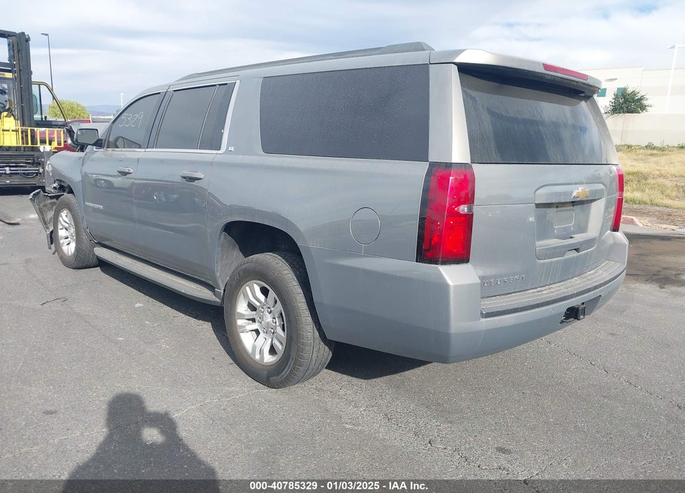 2018 CHEVROLET SUBURBAN LT VIN: 1GNSCHKCXJR252610