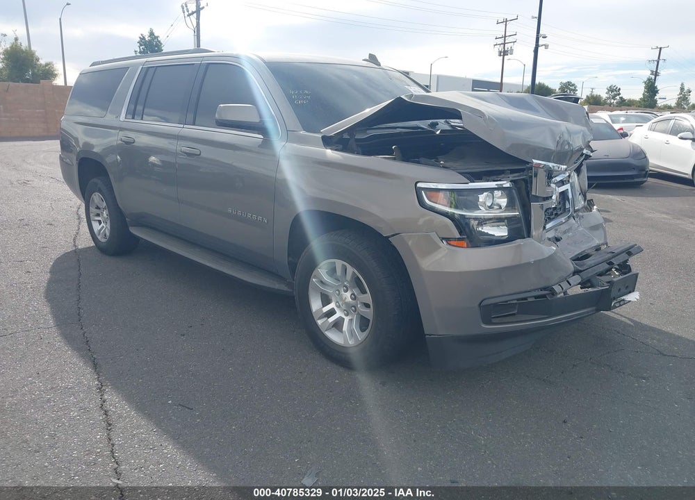 2018 CHEVROLET SUBURBAN LT VIN: 1GNSCHKCXJR252610