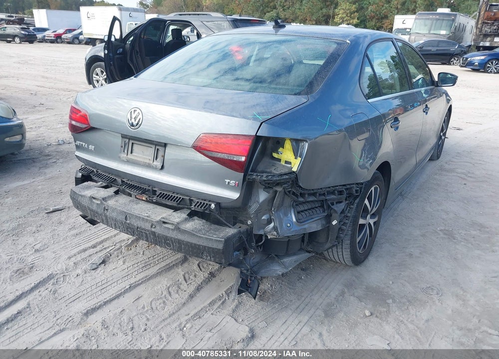 2017 VOLKSWAGEN JETTA 1.4T SE VIN: 3VWDB7AJ1HM409061