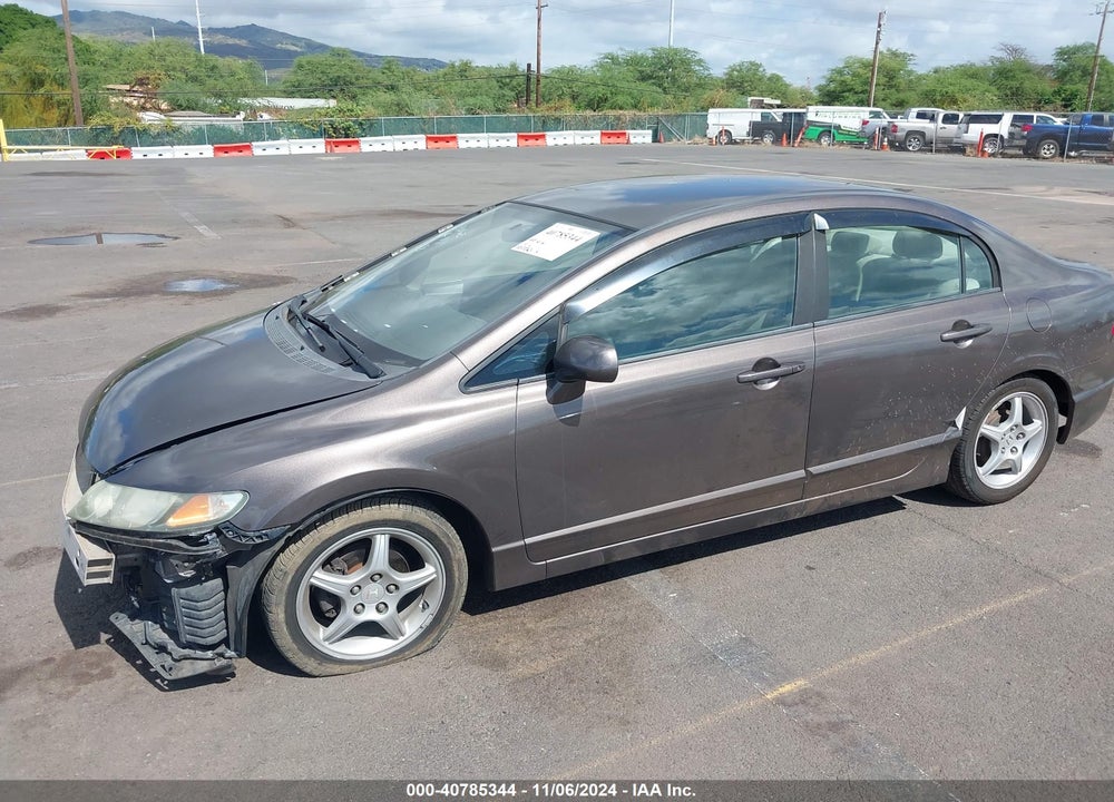 2010 HONDA CIVIC LX VIN: 19XFA1F58AE047074