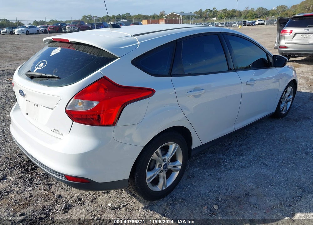 2014 FORD FOCUS SE VIN: 1FADP3K26EL150901