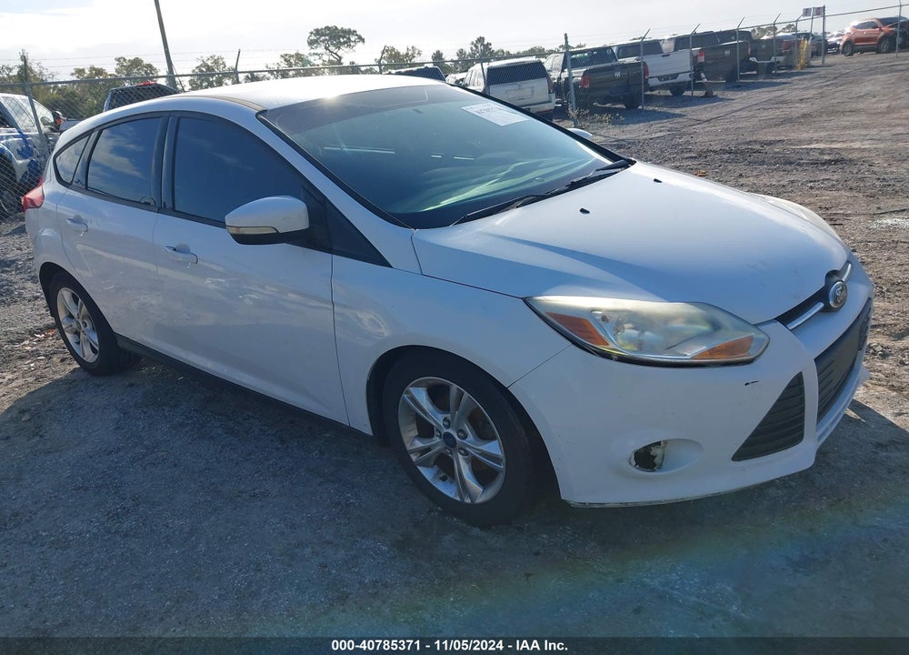 2014 FORD FOCUS SE VIN: 1FADP3K26EL150901