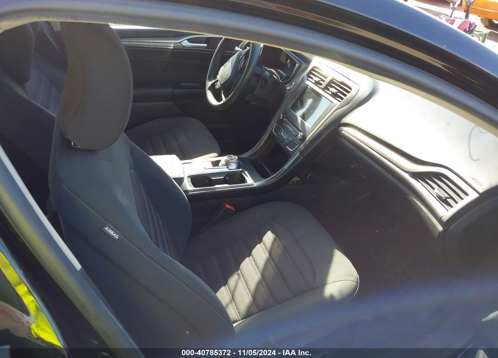 2017 FORD FUSION SE VIN: 3FA6P0H75HR106839