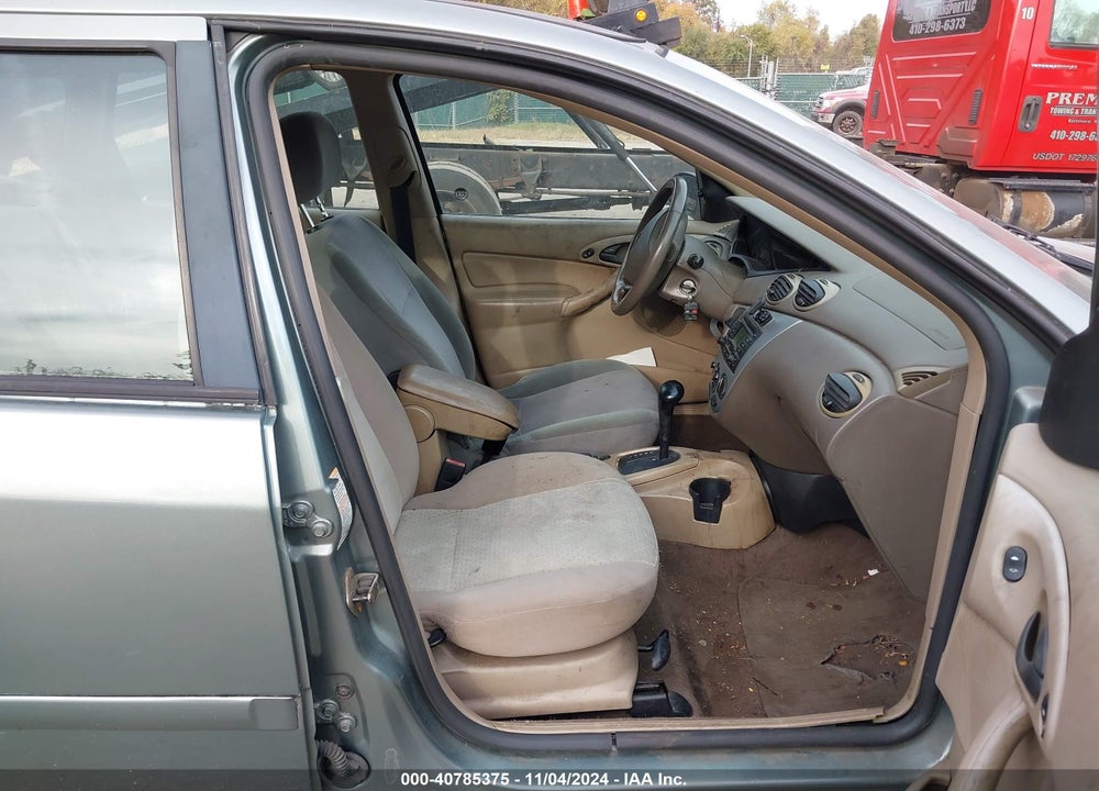 2004 FORD FOCUS ZTW VIN: 1FAHP35Z64W194811