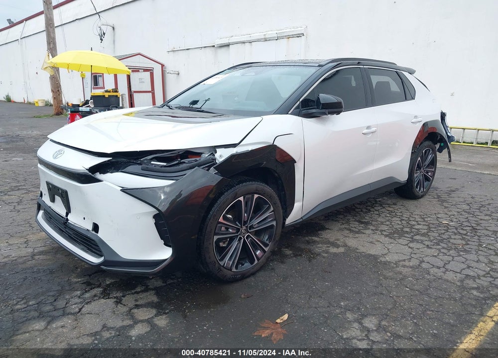 2024 TOYOTA BZ4X LIMITED VIN: JTMABACA1RA055234