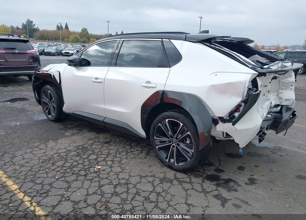 2024 TOYOTA BZ4X LIMITED VIN: JTMABACA1RA055234