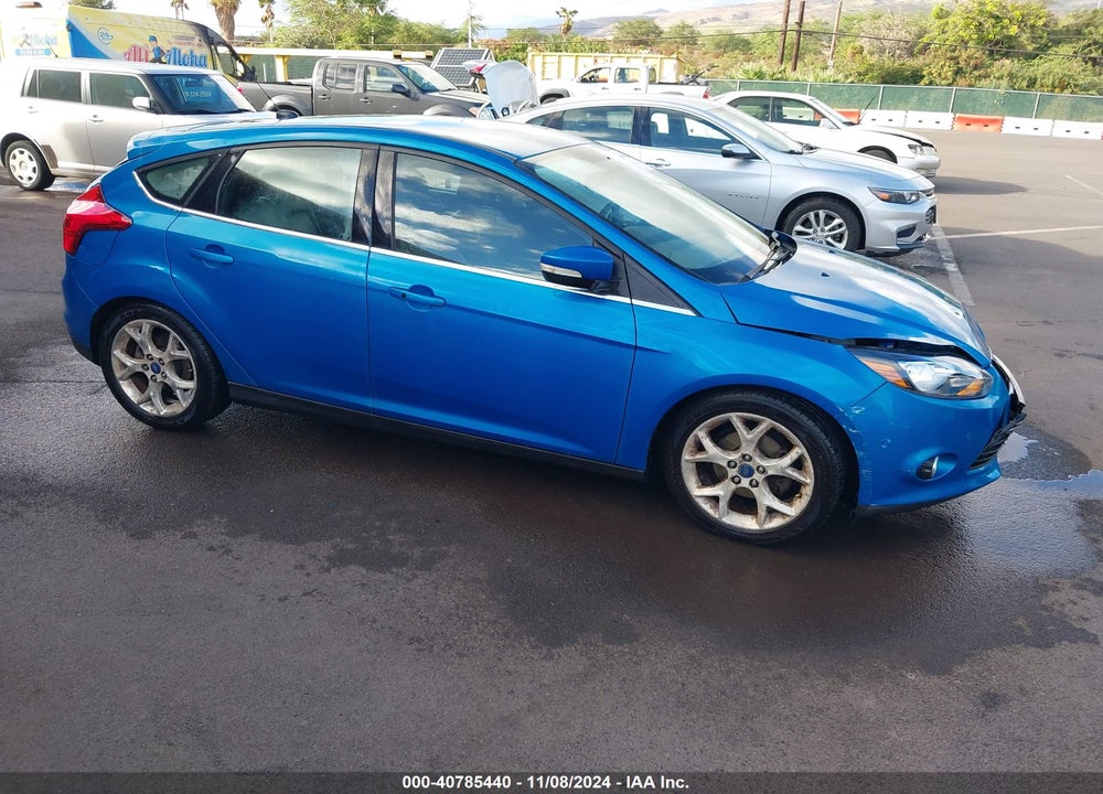 2014 FORD FOCUS TITANIUM VIN: 1FADP3N26EL199429