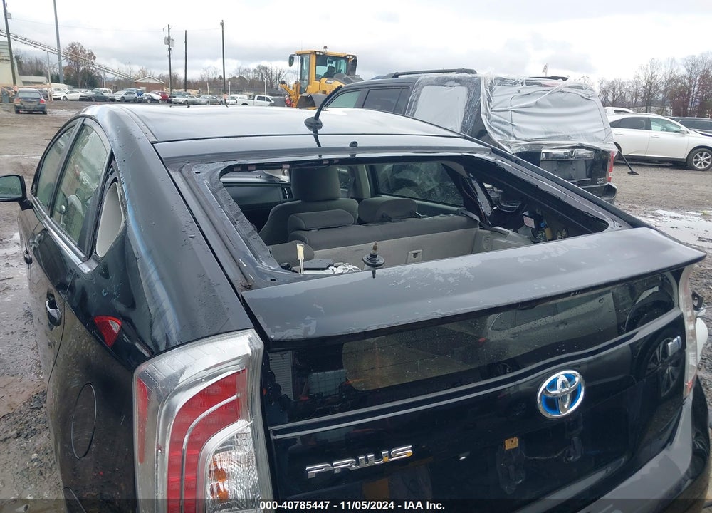 2014 TOYOTA PRIUS TWO VIN: JTDKN3DU2E1780397