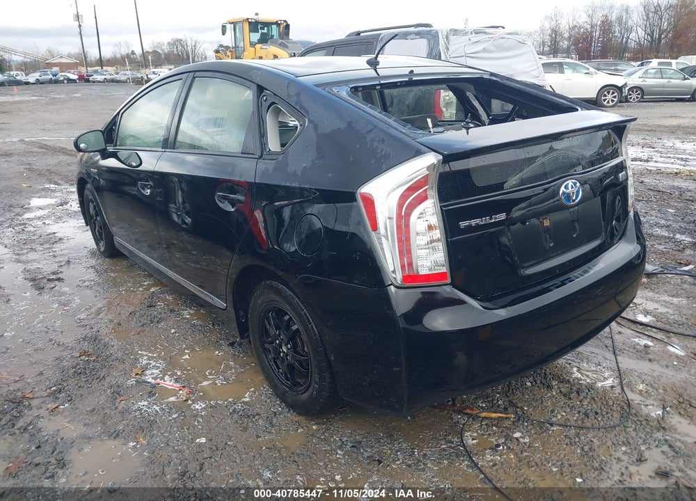 2014 TOYOTA PRIUS TWO VIN: JTDKN3DU2E1780397