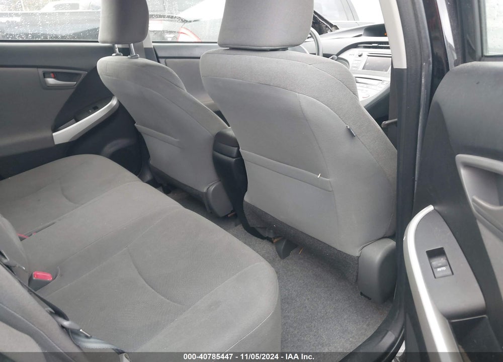2014 TOYOTA PRIUS TWO VIN: JTDKN3DU2E1780397
