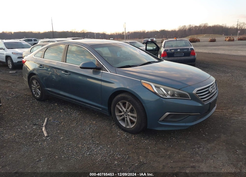 2016 HYUNDAI SONATA SE VIN: 5NPE24AF0GH260213