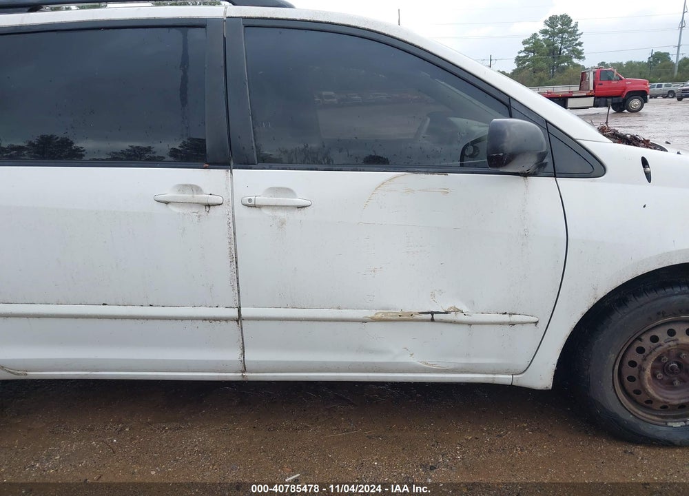 2006 TOYOTA SIENNA CE VIN: 5TDZA23C26S587233