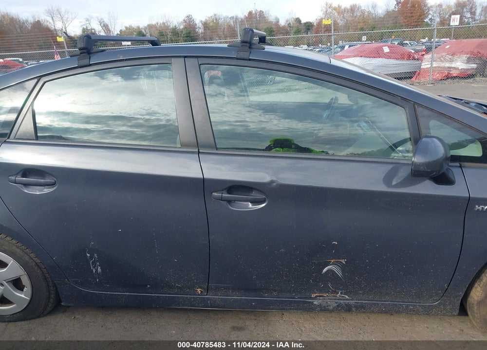 2010 TOYOTA PRIUS II VIN: JTDKN3DUXA0005944