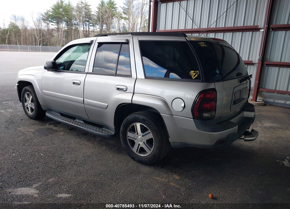 2005 CHEVROLET TRAILBLAZER LT VIN: 1GNDT13SX52332994