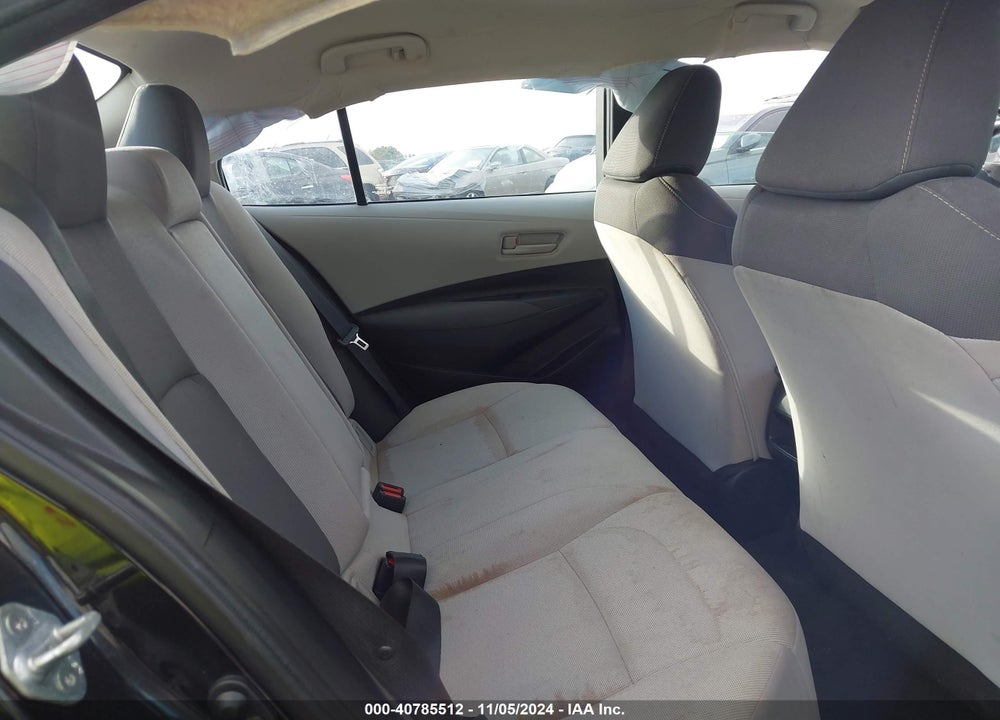 2022 TOYOTA COROLLA LE VIN: 5YFEPMAE9NP373957