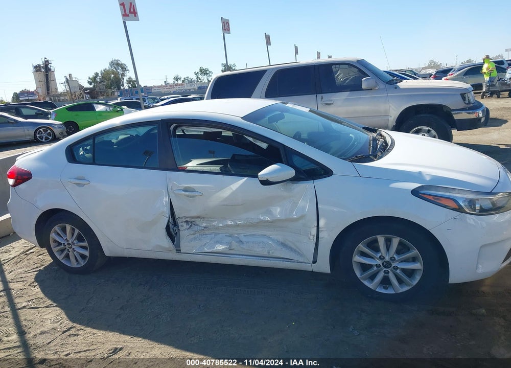 2017 KIA FORTE S VIN: 3KPFL4A77HE118747