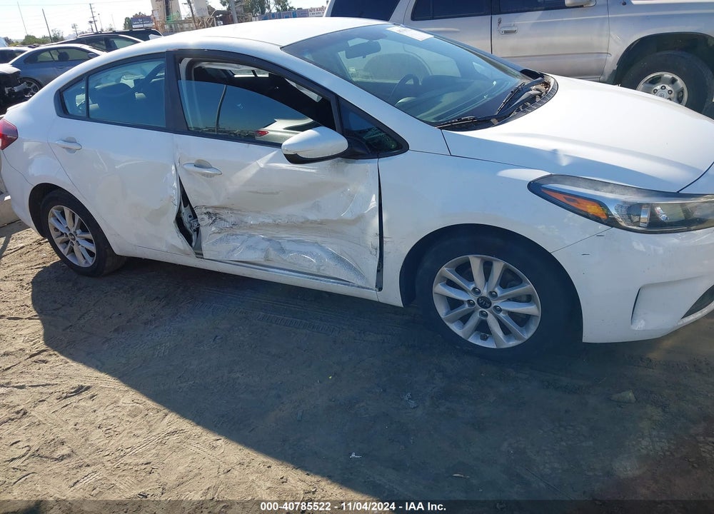 2017 KIA FORTE S VIN: 3KPFL4A77HE118747