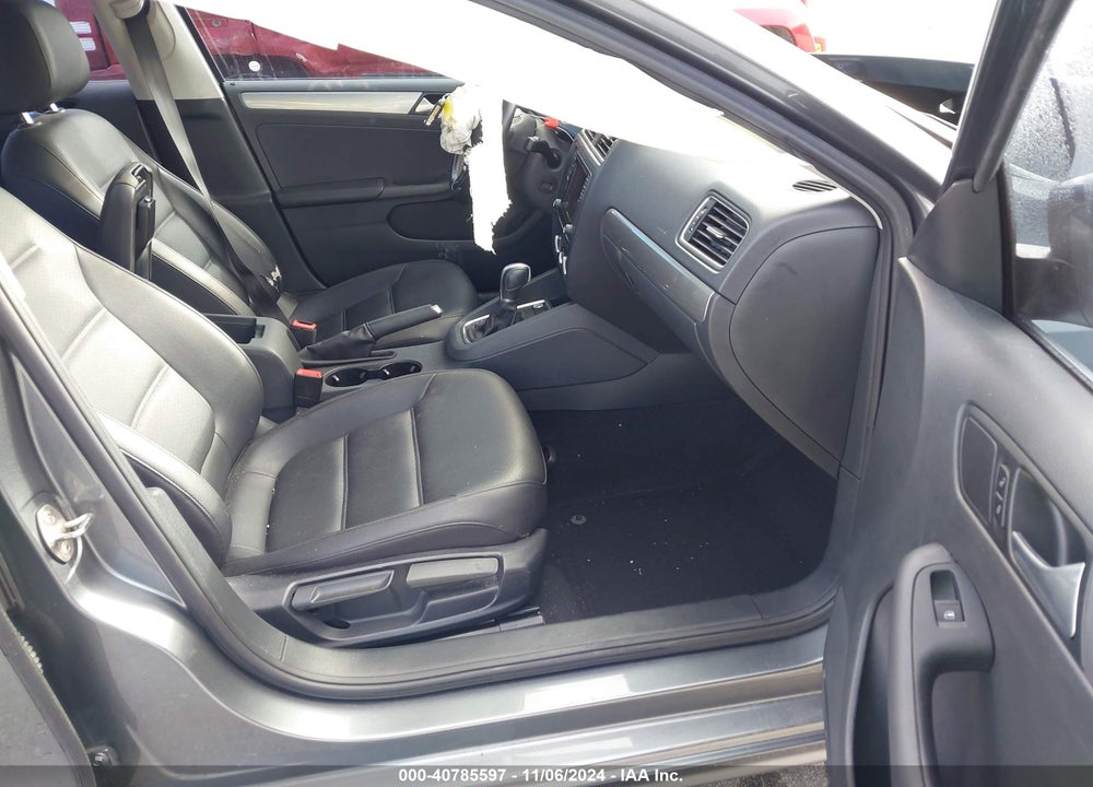 2017 VOLKSWAGEN JETTA 1.4T SE VIN: 3VWDB7AJ5HM216041