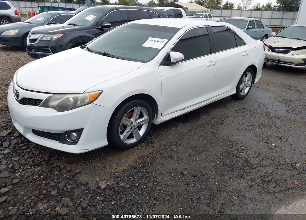 2013 TOYOTA CAMRY SE VIN: 4T1BF1FK1DU662802