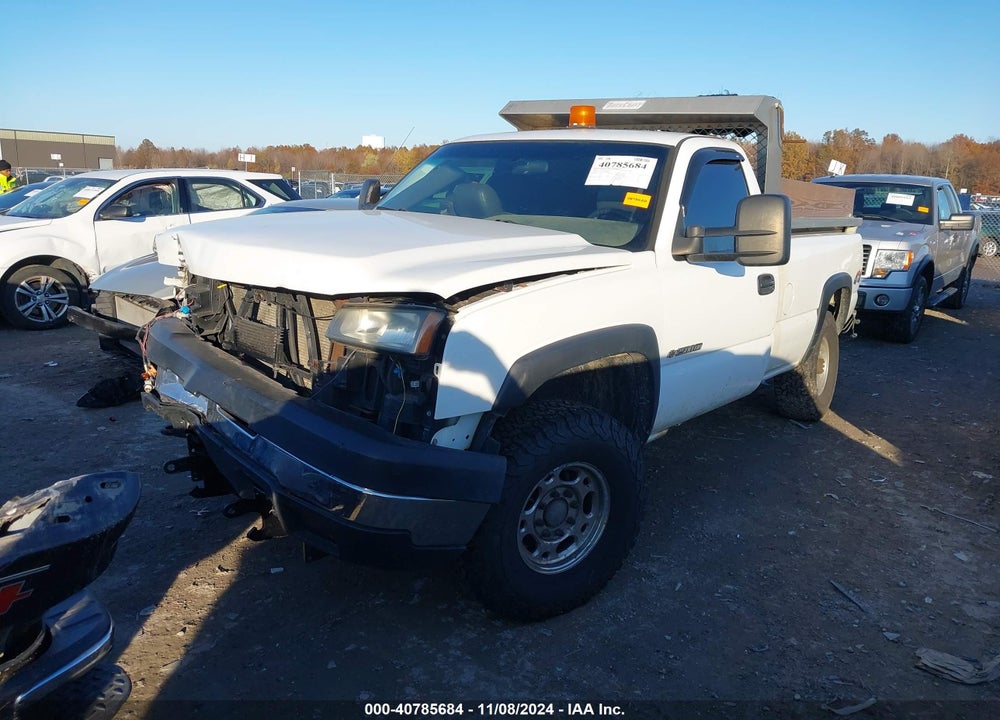 2006 CHEVROLET SILVERADO 2500HD WORK TRUCK VIN: 1GCHK24U56E152857