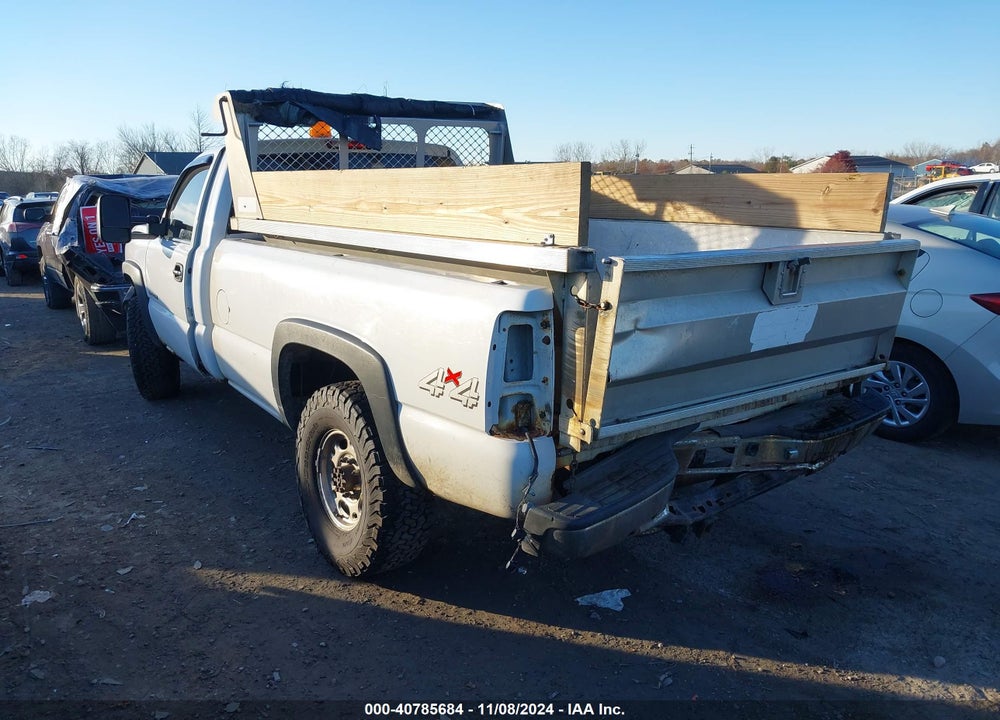 2006 CHEVROLET SILVERADO 2500HD WORK TRUCK VIN: 1GCHK24U56E152857