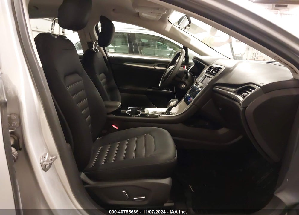 2015 FORD FUSION SE VIN: 3FA6P0H71FR159275