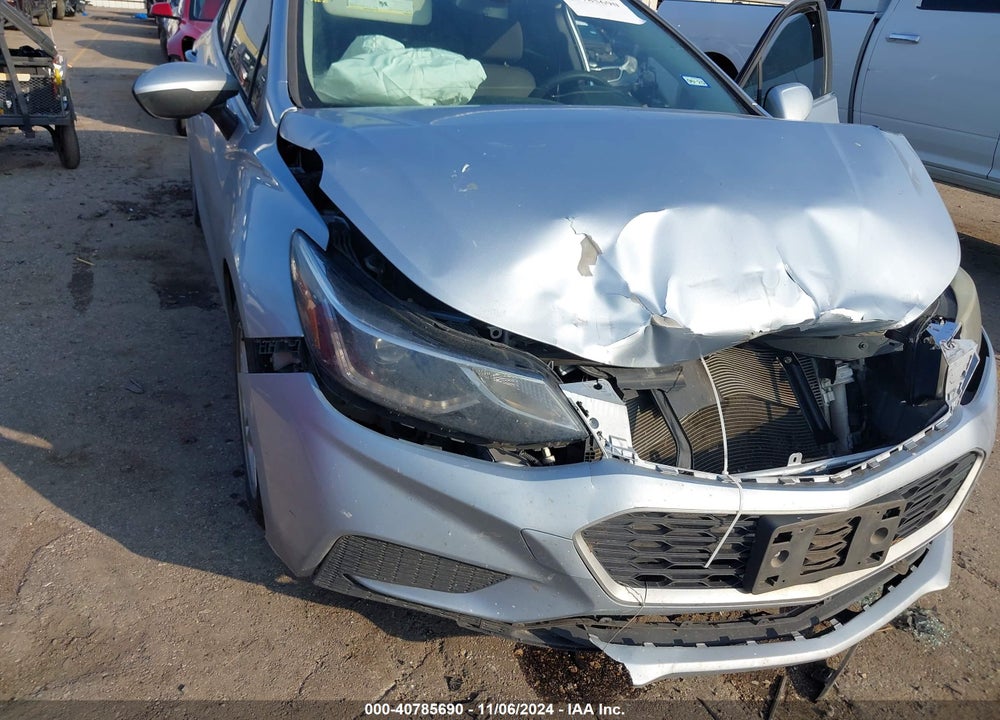 2017 CHEVROLET CRUZE LT AUTO VIN: 1G1BE5SM2H7272701
