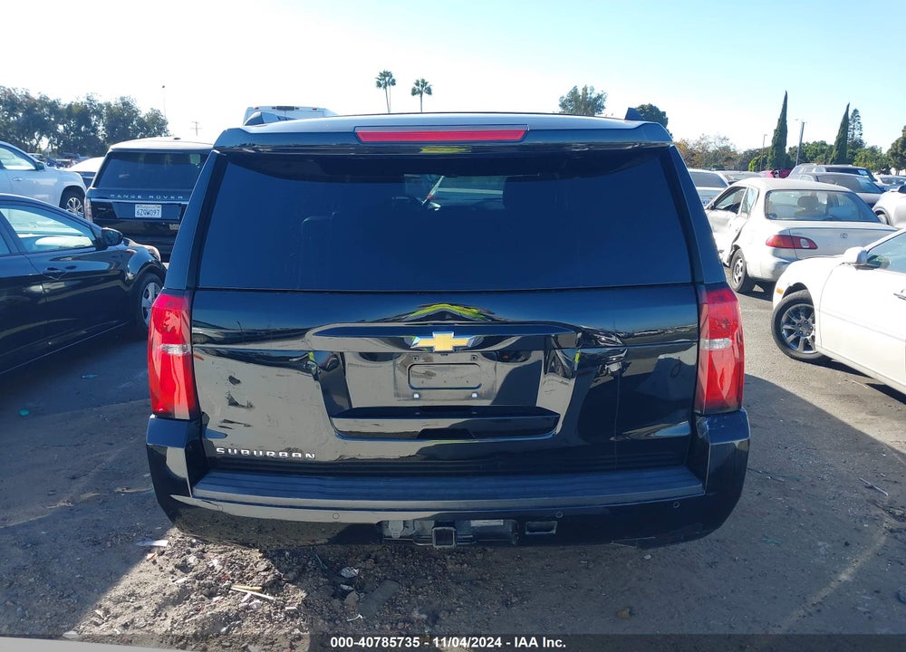 2019 CHEVROLET SUBURBAN LT VIN: 1GNSCHKC5KR379833