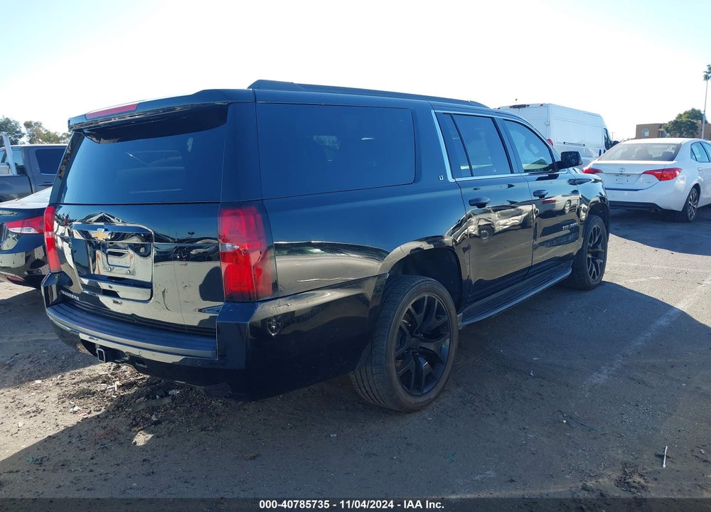 2019 CHEVROLET SUBURBAN LT VIN: 1GNSCHKC5KR379833