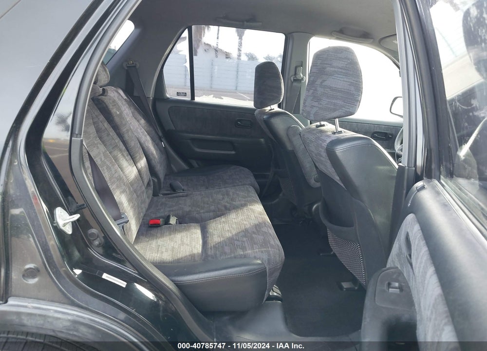 2004 HONDA CR-V LX VIN: JHLRD68434C002628
