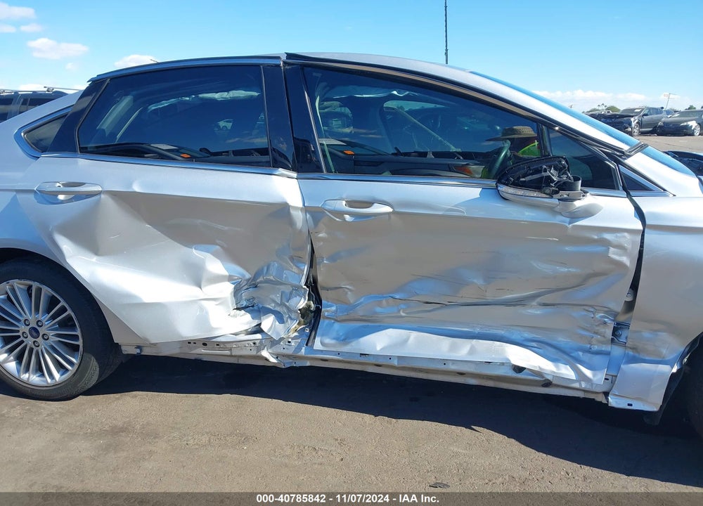 2013 FORD FUSION SE VIN: 3FA6P0H9XDR192810
