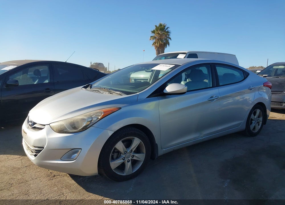 2013 HYUNDAI ELANTRA GLS VIN: KMHDH4AEXDU500673