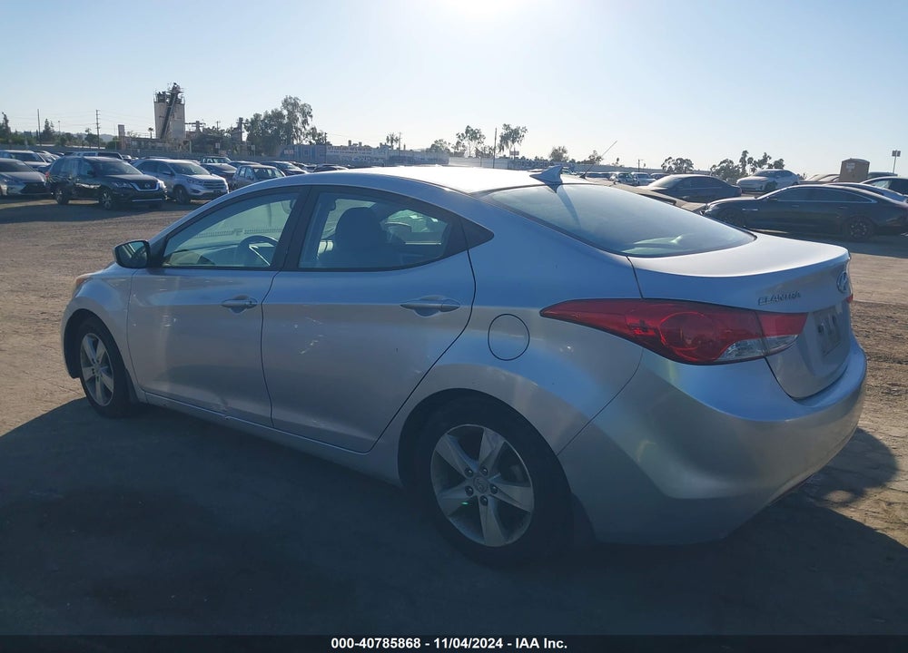 2013 HYUNDAI ELANTRA GLS VIN: KMHDH4AEXDU500673
