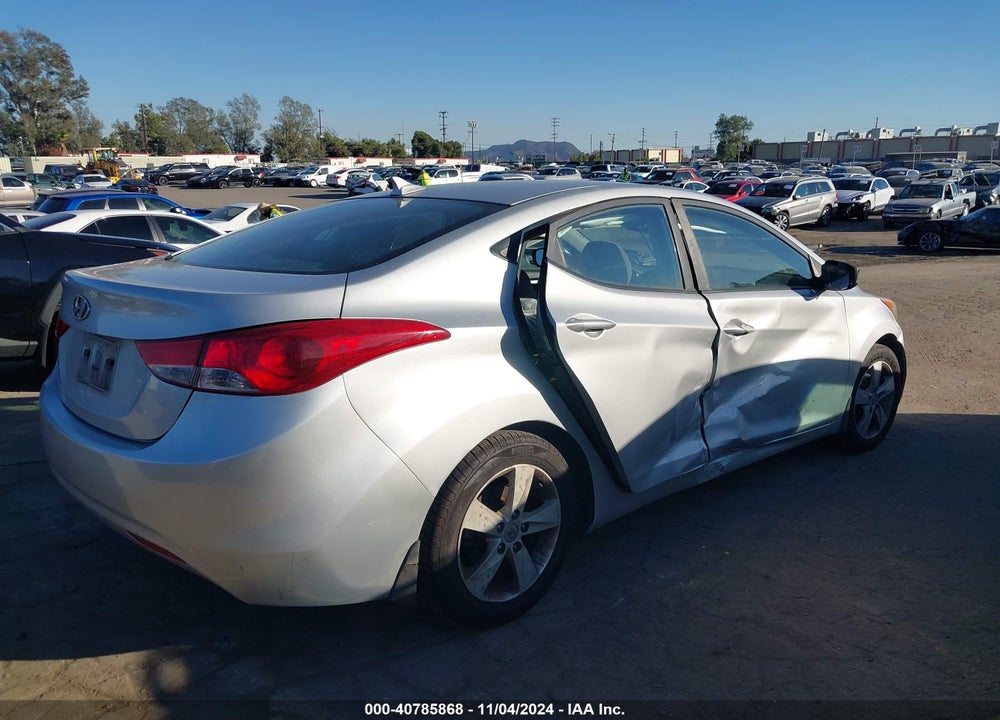 2013 HYUNDAI ELANTRA GLS VIN: KMHDH4AEXDU500673
