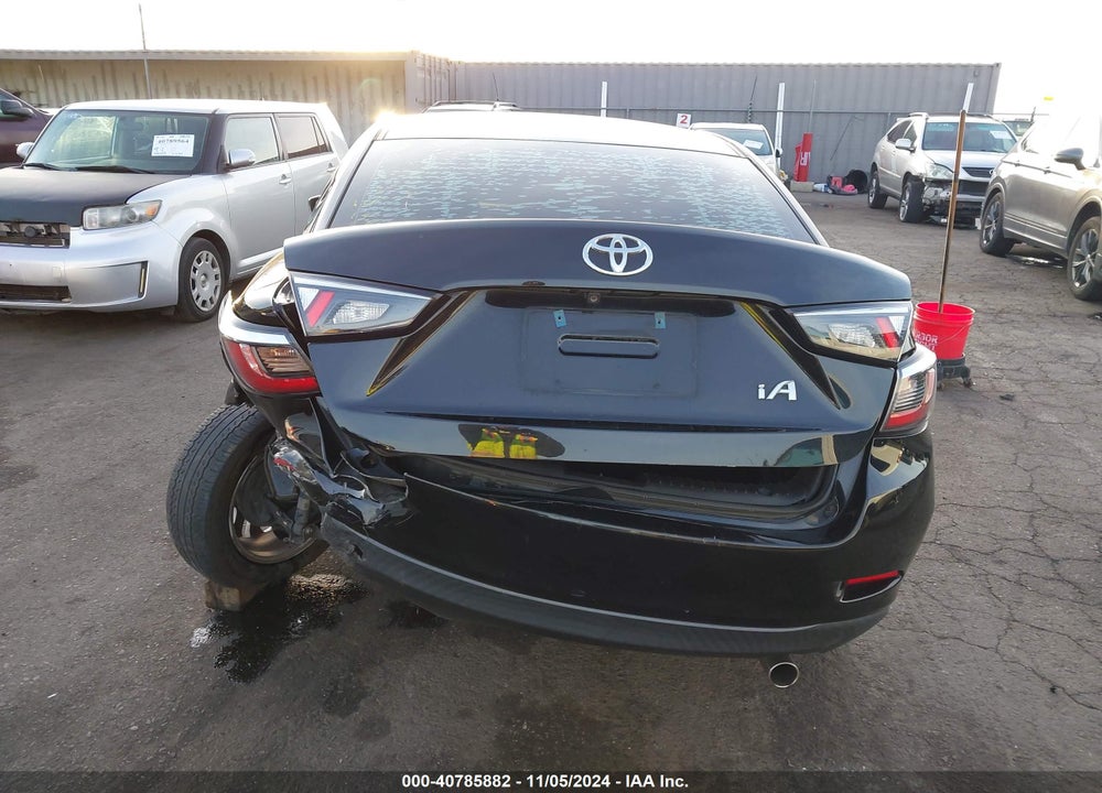 2018 TOYOTA YARIS IA VIN: 3MYDLBYV2JY311118