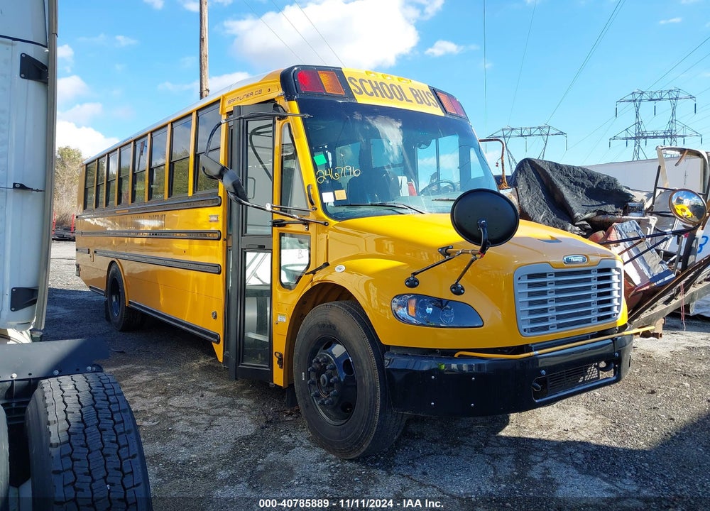 2025 FREIGHTLINER CHASSIS B2B VIN: 4UZABRFC5SCVA2726