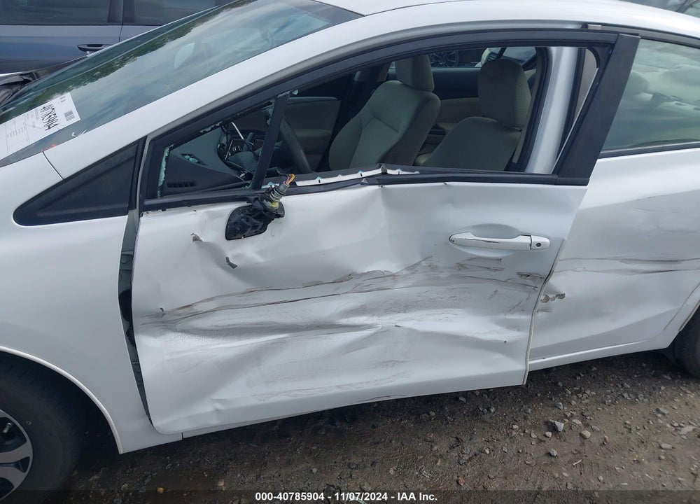 2013 HONDA CIVIC HYBRID VIN: 19XFB4F28DE201338