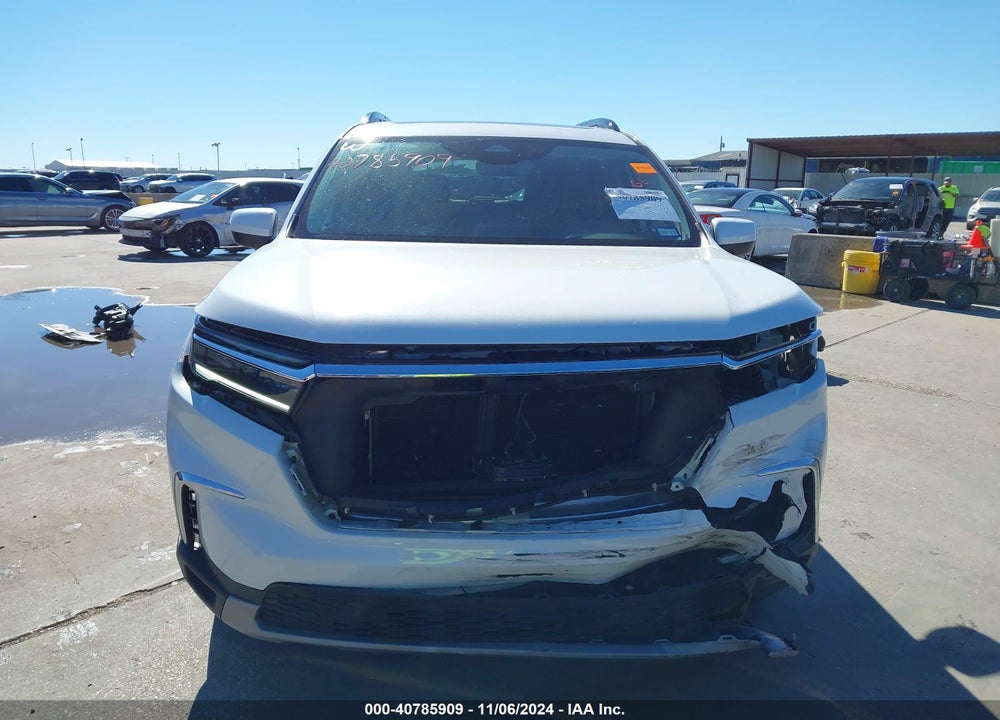2023 HONDA PILOT 2WD TOURING VIN: 5FNYG2H71PB015422