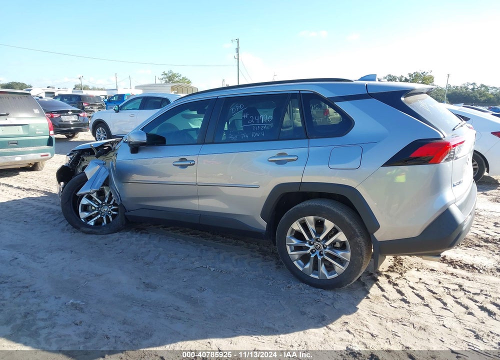 2021 TOYOTA RAV4 XLE PREMIUM VIN: 2T3C1RFV0MC118781
